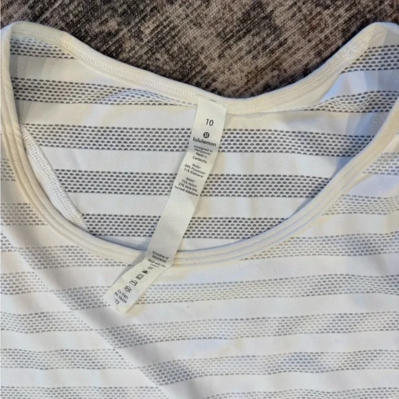 Lululemon Athletica White Mesh Tank Top - Picture 2 of 3